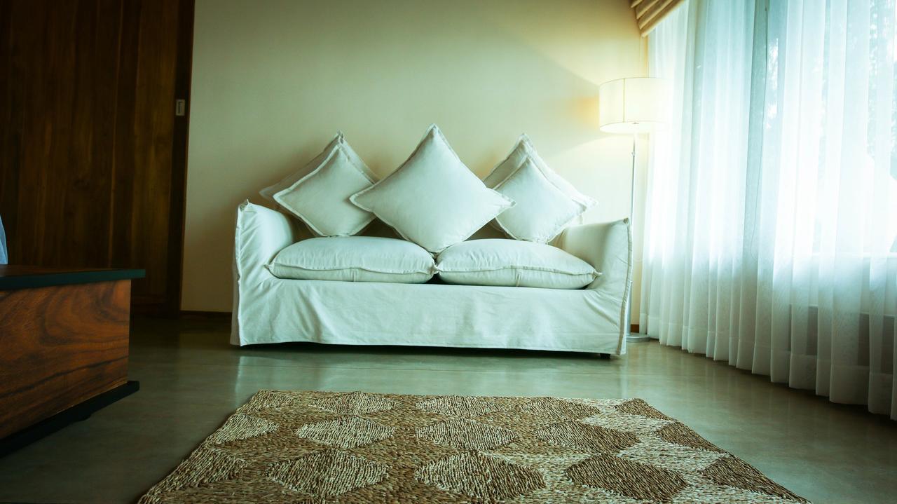 Kings Pavilion Luxury Hotel Канди Екстериор снимка